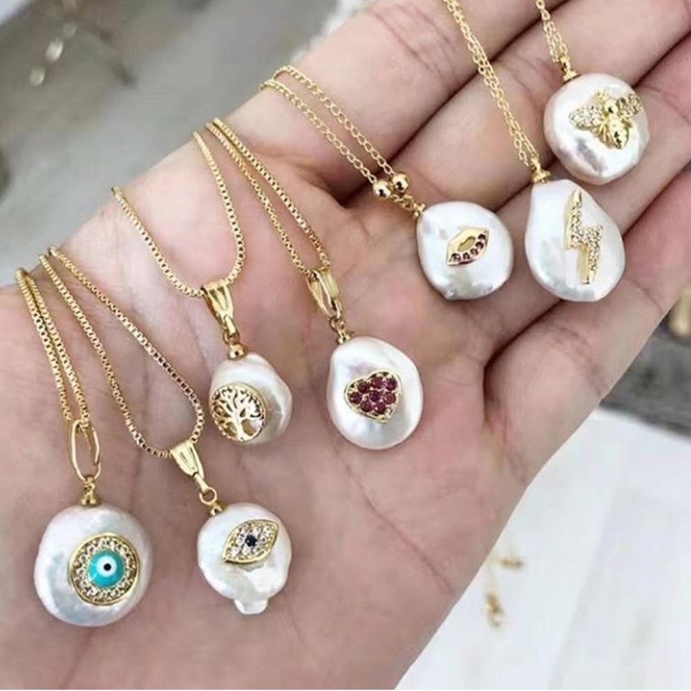 Natural pearl necklace life of tree gold pendant